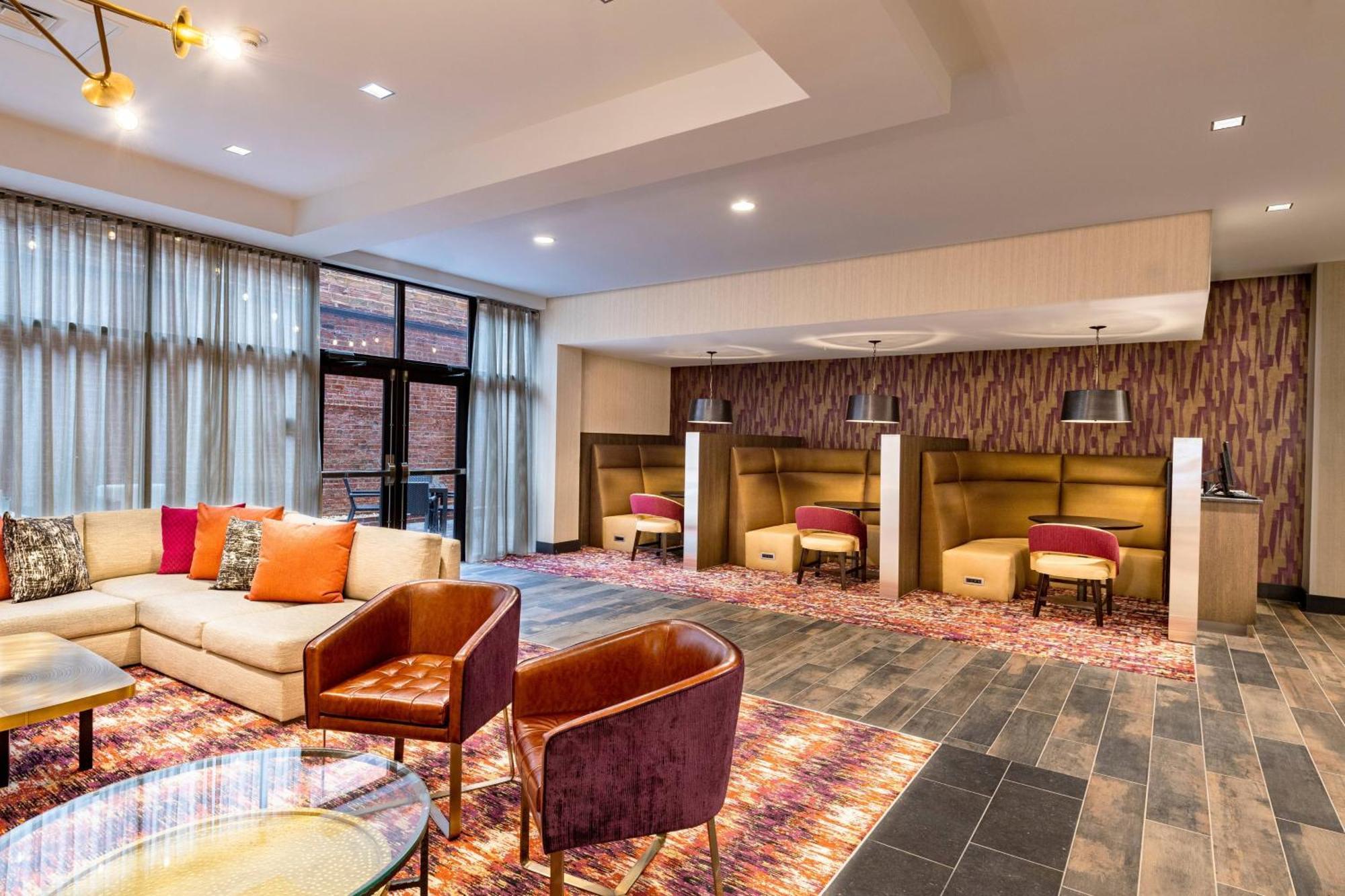 Hotel Courtyard Winston-Salem Downtown Zewnętrze zdjęcie